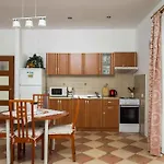 Homes In 40843 Holiday home