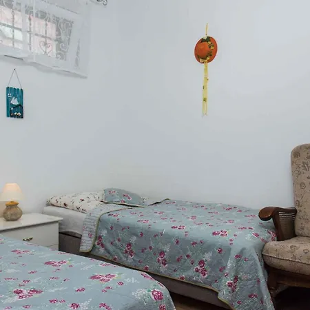 Homes In 40843 Holiday home
