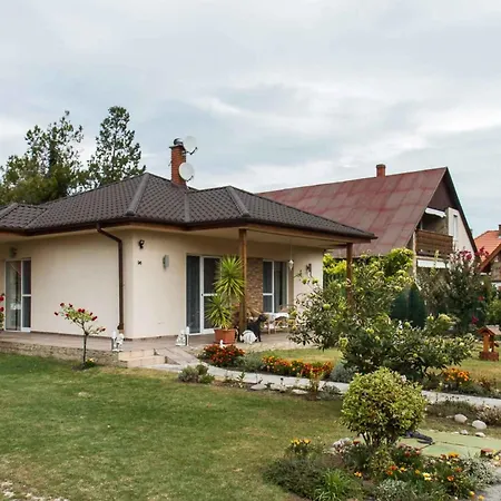 Homes In 40843 Holiday home